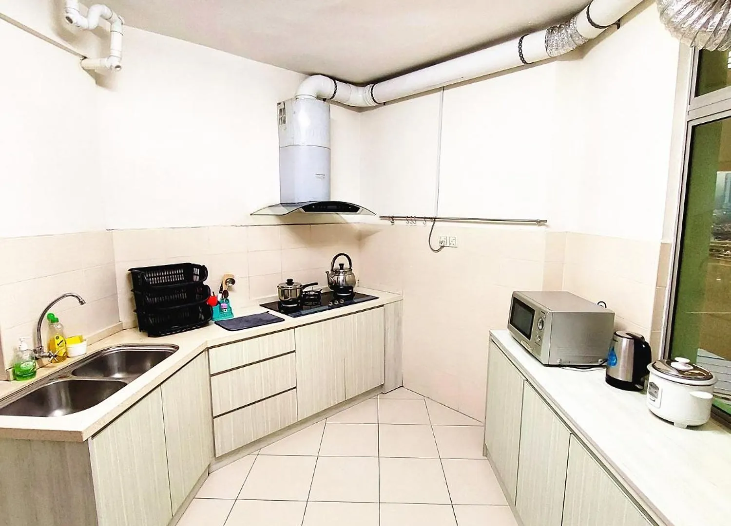 Apartment Tur15 Pisastadium 9Pax 4Rooms Privatehouse Bayan Lepas Malaysia